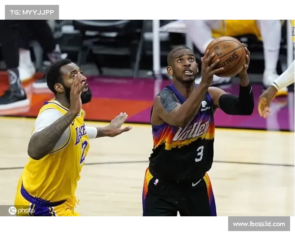 布克在比赛中的影响力解析 领导力与关键时刻的表现分析