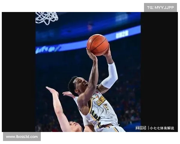 布朗精彩表现如何为球队注入强大动力并提升整体战斗力