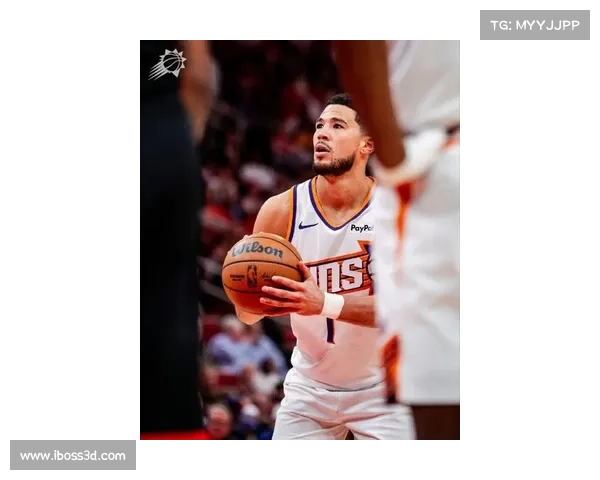 德文·布克：不断突破自我追求卓越的篮球职业生涯之路